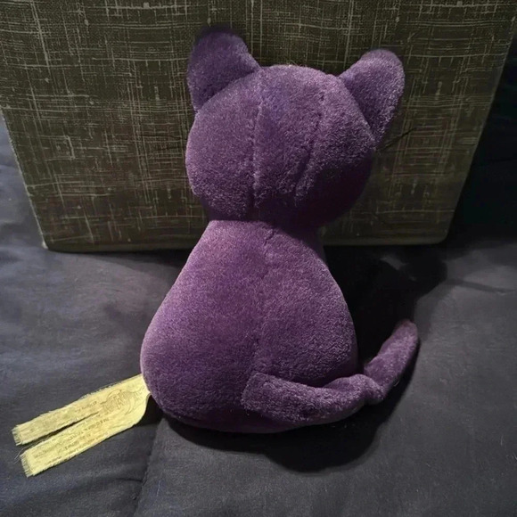 Retro Luna Plush - Picture 2 of 8